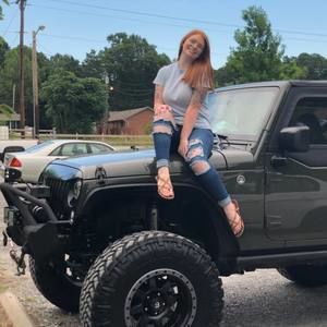 Meet your Posher, Jennifer